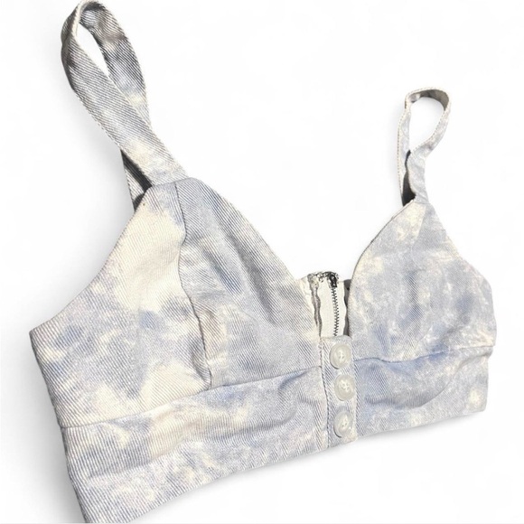 Moodie Light Blue & Cream Tie-Dye Crop Top and Belted Shorts Set Size S - Picture 2 of 9